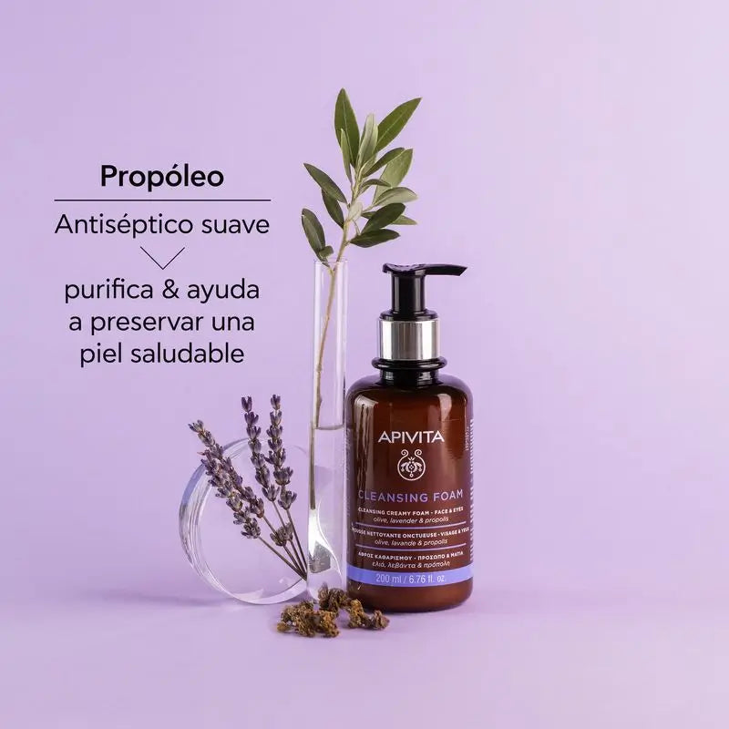 APIVITA Oliivi- ja laventelipohjainen kasvojen puhdistusvaahde 200 ml
