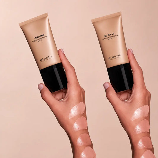 Atashi Dd-kosteusvoide, sävytetty, SPF 15 – sävy Beige, 2 kpl:n pakkaus