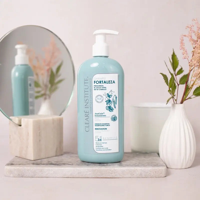 Clearé Institute hiustenlähtöä ehkäisevä shampoo Fortaleza 400 ml. 