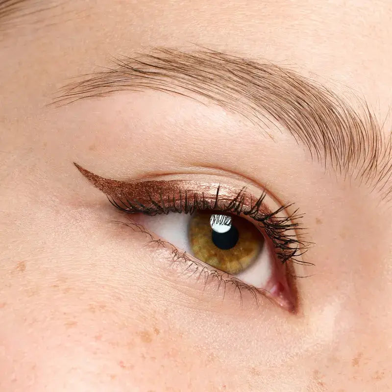 Essence Colour It! Metallic Eyeliner 01, 3 ml