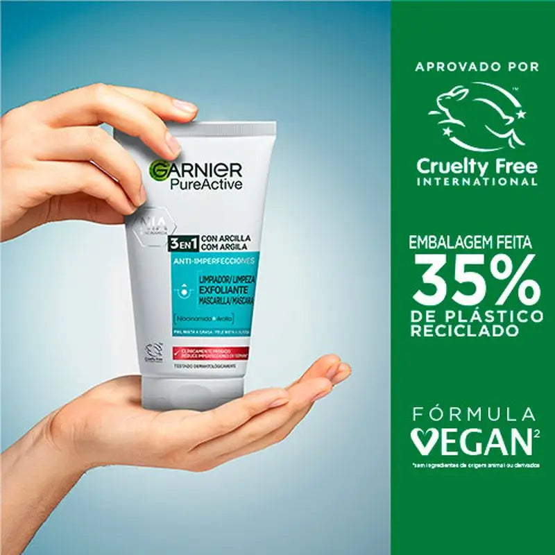 Garnier Pure Active 3-in-1-geeli, jossa on epäpuhtauksia torjuvaa savea – 150 ml