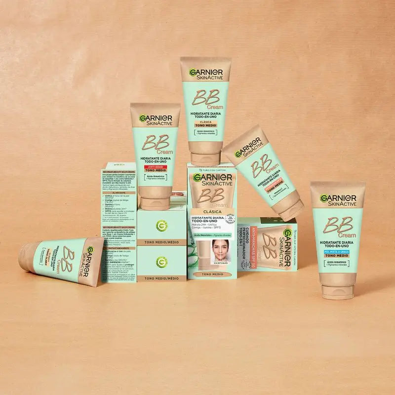 Garnier Skinactive BB-voide, ikääntymistä ehkäisevä, keskisävy. Värillinen all-in-one-kosteusvoide, SPF 15, 50 ml