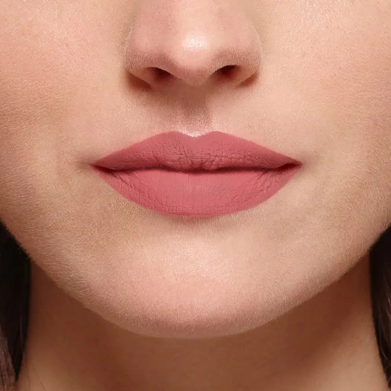 L'Oréal Paris Color Riche Intense Volume Mate -huulipuna, sävy 640 Nude Independa