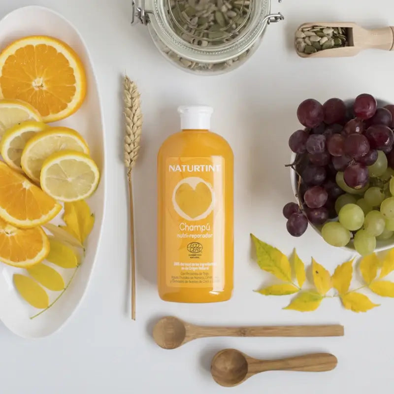 Naturtint Luonnollinen ravitseva ja korjaava shampoo 330 ml 