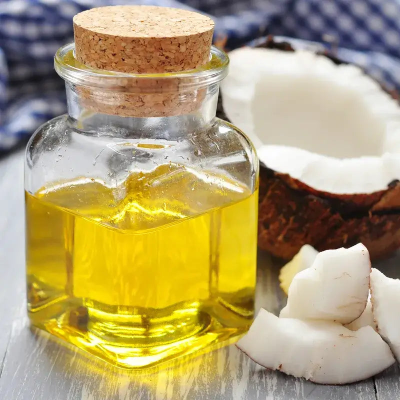 OGX Coconut Miracle Oil -shampoo, korjaa ja elvyttää vaurioituneita hiuksia, 385 ml