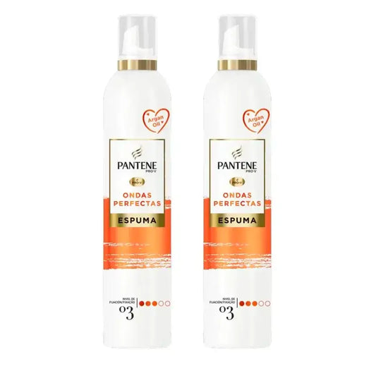 Pantene Pro-V ravitseva vaahto täydellisiin aaltoihin, 2 x 300 ml:n pakkaus