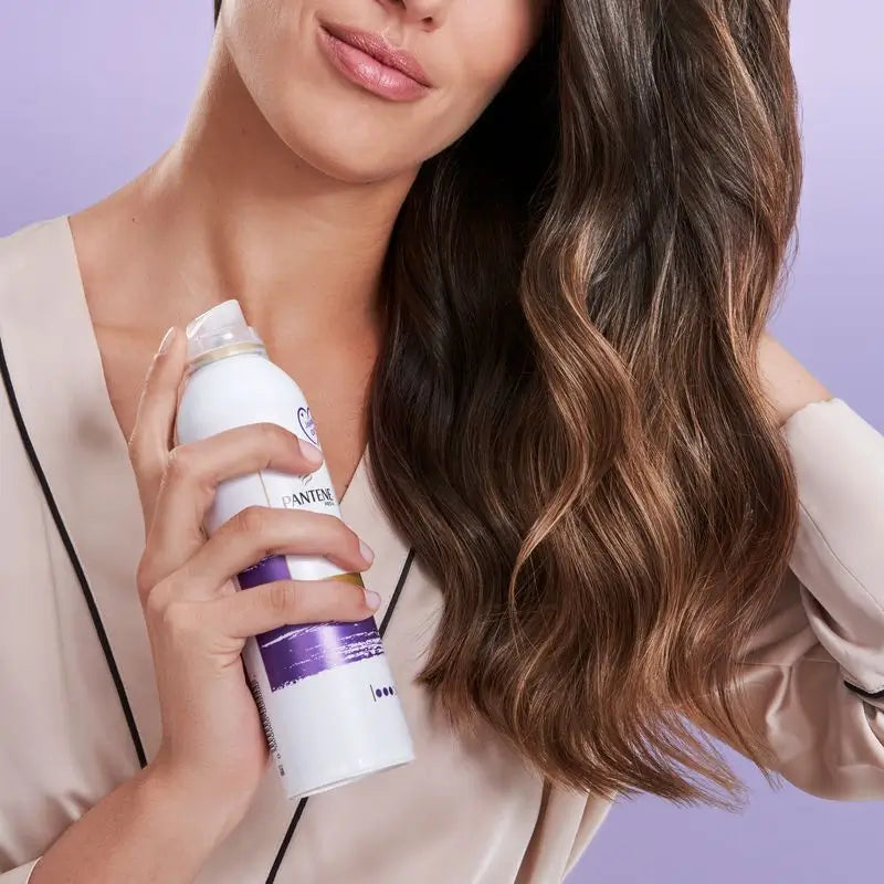 Pantene Pro-V Perfect Volume -hiuslakka 370 ml