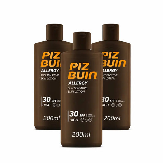 Piz Buin Allergy Protector vartalolle tarkoitettu aurinkovoide SPF 30  herkälle iholle, vartalovoide, UVA/UVB-suojaus, 3 x 200 ml:n pakkaus