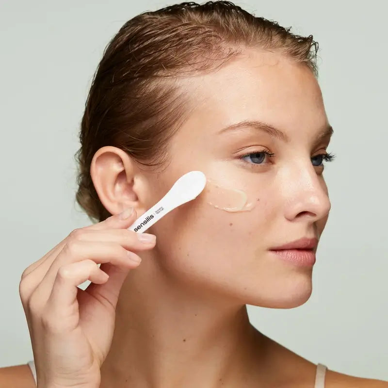 Sensilis Calm In Balm -puhdistusbalsami herkälle ja reaktiiviselle iholle 50 ml